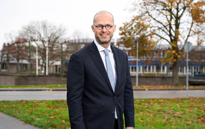 Burgemeester Patrick van der Giessen van Hendrik-Ido-Ambacht